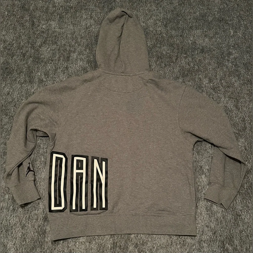 Vintage Men’s Air Jordan DNA Jumpman Logo Grey/Black/White Fleece Hoodie- Large